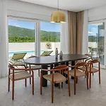 Villa Stylish Tenera With Private Pool, 3 Bedrooms Tugare