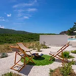 Villa Stylish Tenera With Private Pool, 3 Bedrooms Tugare