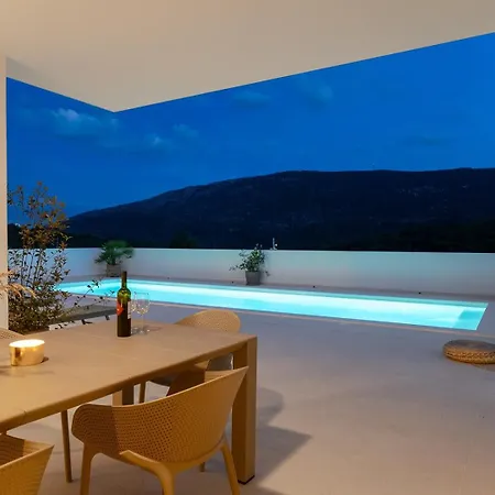 فيلة New Stylish Tenera With Private Pool, 3 Bedrooms *