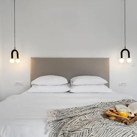 Stylish Tenera With Private Pool, 3 Bedrooms