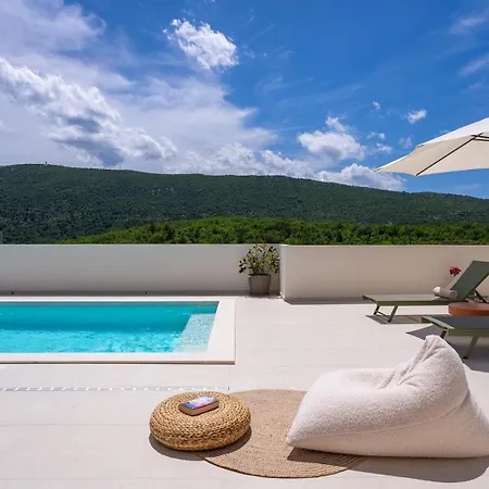 فيلة New Stylish Tenera With Private Pool, 3 Bedrooms Tugare