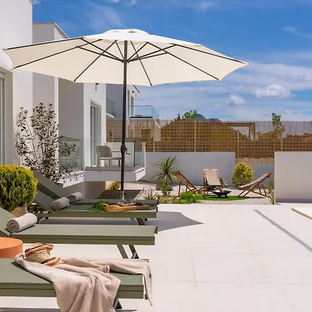 New Stylish Tenera With Private Pool, 3 Bedrooms فيلة Tugare